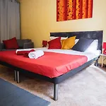 Dali Haz - Apartmanhazak - * שיופוק