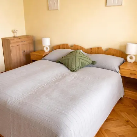 Dali Haz - Apartmanhazak - *
