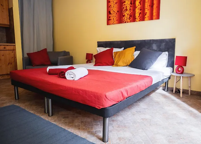 Dali Haz - Apartmanhazak - * Siófok